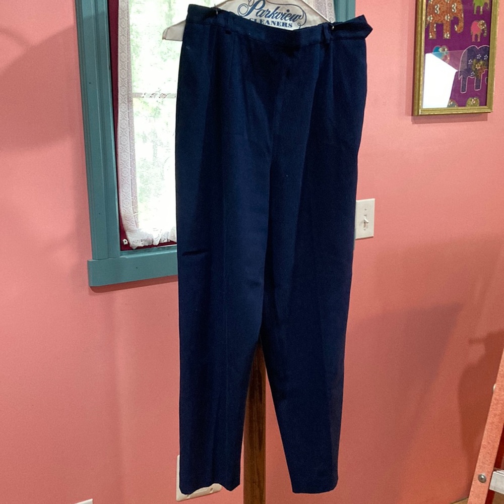 Talbot Petites Navy Blue Stretch Dress Slacks Size 10. 96% Polyester4% Spandex.